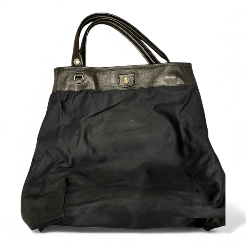 Miu Miu 經典皺褶Coffer包 | 義大利製 |LUX METAL|(黑色皮質/附長背帶/鎖匙/保卡/發票/美品-11