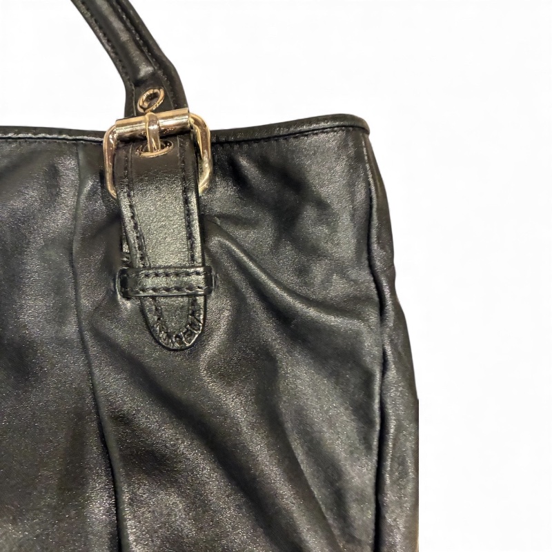 Miu Miu 經典皺褶Coffer包 | 義大利製 |LUX METAL|(黑色皮質/附長背帶/鎖匙/保卡/發票/美品-23