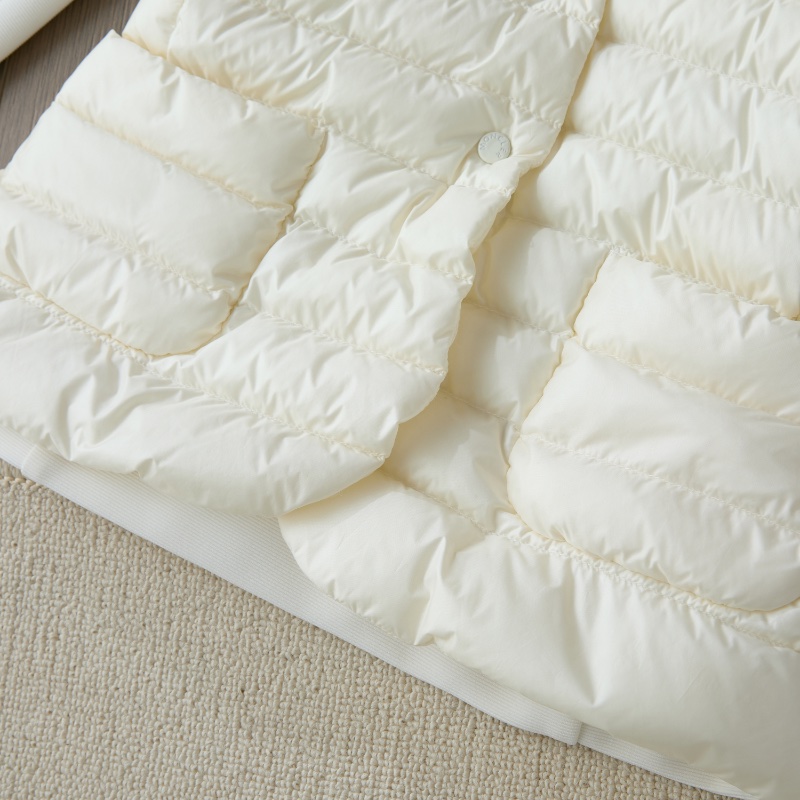 🈹*減價 超值* MONCLER 白色優雅拼接款外套-4