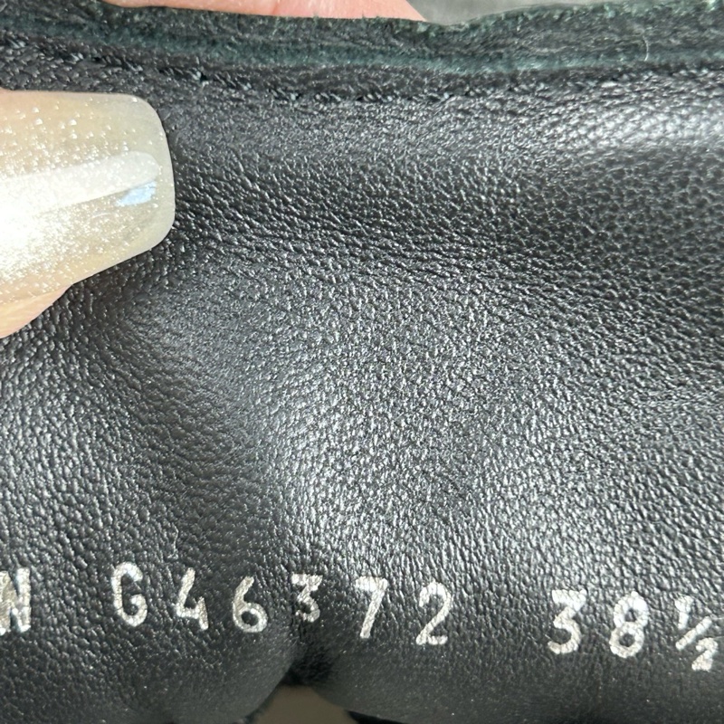 款式:Chanel香奈兒25P白色德訓鞋  尺碼:38.5 詳情:整體成色不錯 下地次數不多 白色拼-7