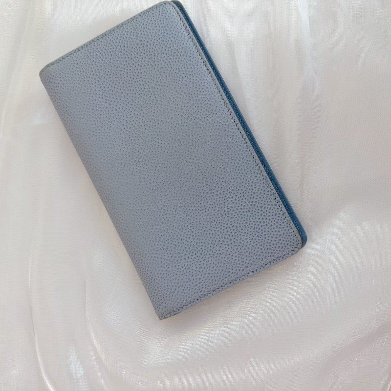 Chanel 香奈兒 雙層錢包 顆粒壓花小牛皮 錢包 霧霾藍色-1