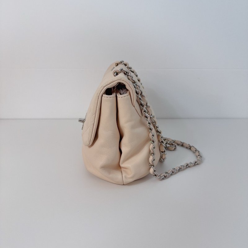 Chanel香奈兒 粉紅色小元寶翻蓋包 17開有卡-3