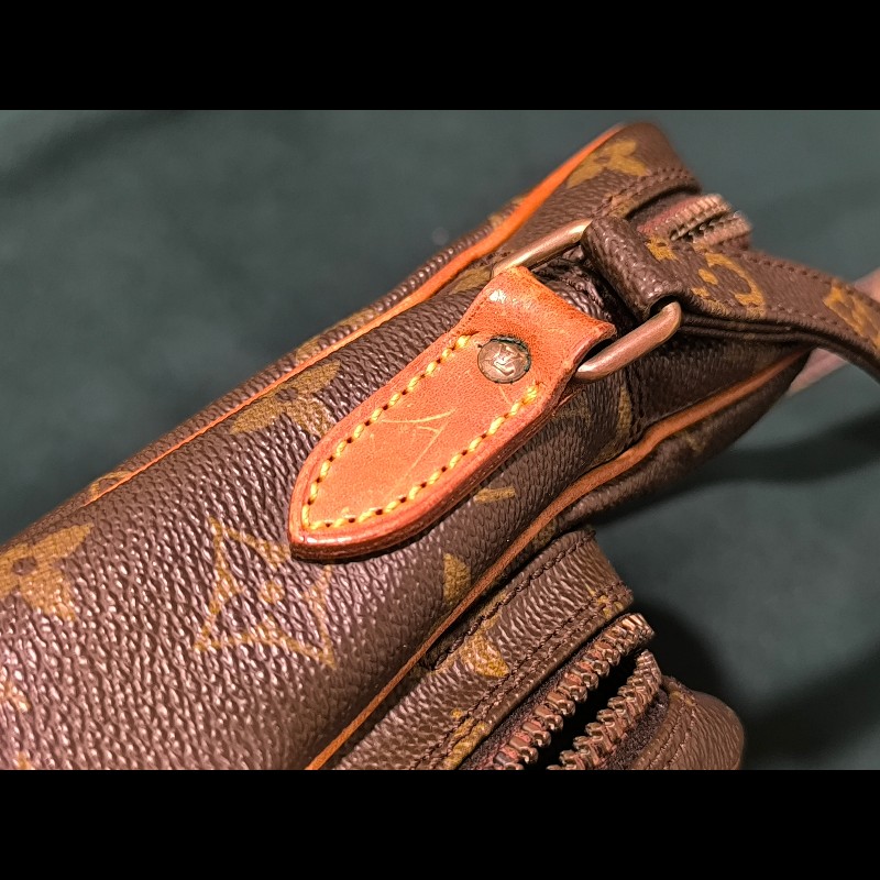 Louis Vuitton 老花相機包 LV-18