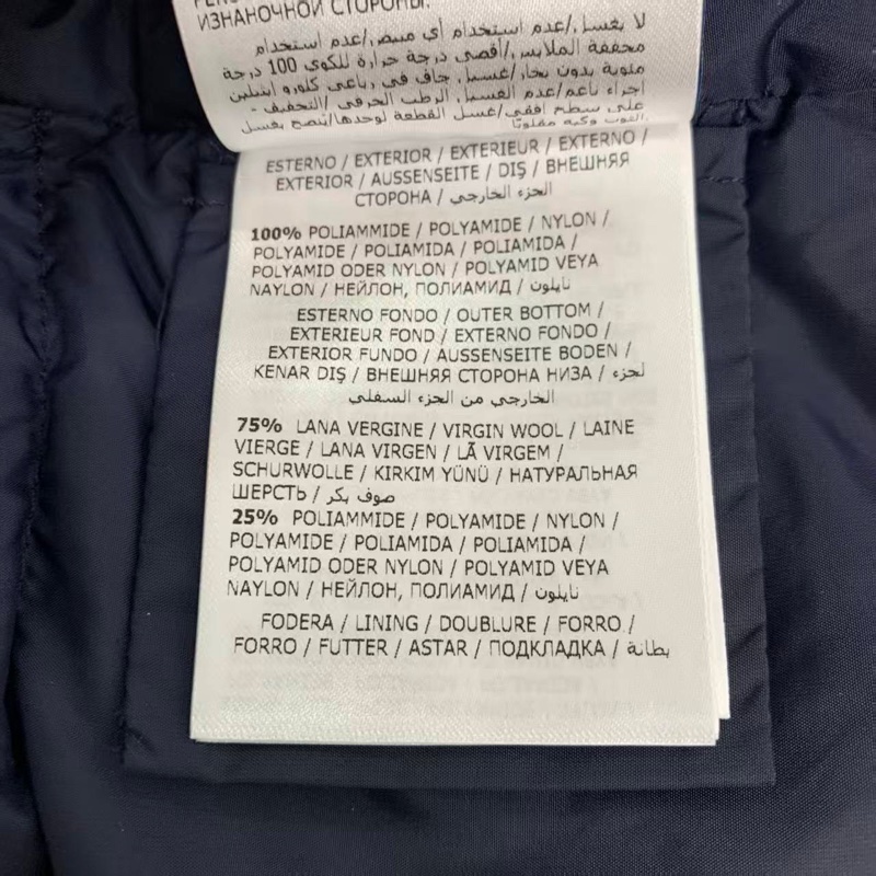 Moncler 羽绒服-11