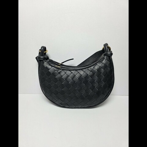 BV黑色Gemelli Crossbody Bag
(未使用品)