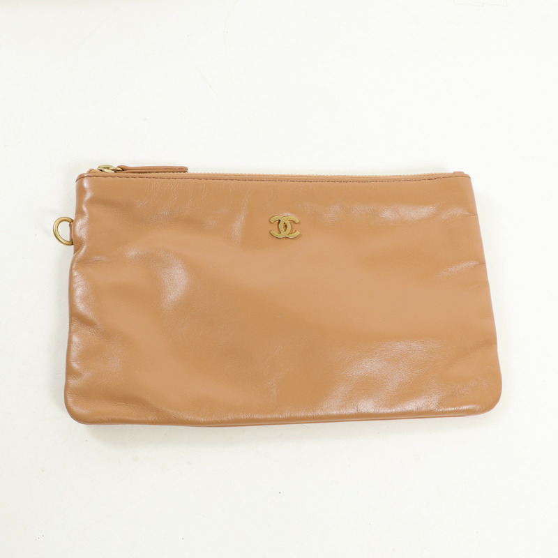 CHANEL 牛皮皮革Chanel 22 Small金扣鏈帶肩背袋-14