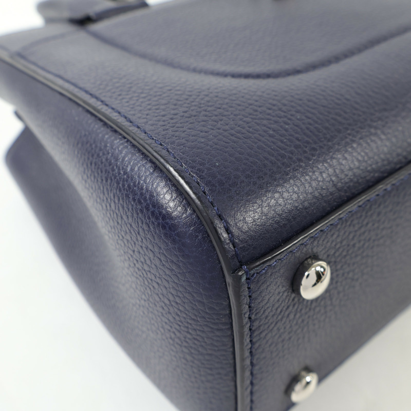 CHANEL 牛皮皮革Neo Executive Tote Mini銀扣手挽肩背兩用袋-6