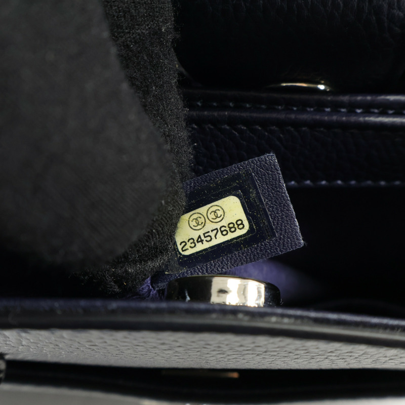 CHANEL 牛皮皮革Neo Executive Tote Mini銀扣手挽肩背兩用袋-14