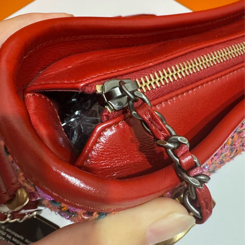 Chanel 復古紅毛呢編織流浪包 （小） ❤️ 超美的紅色 近全新 有保卡-17