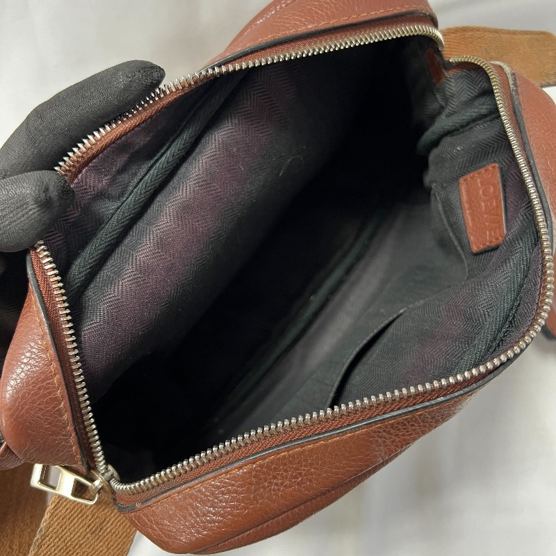 Loewe military XS 郵差包-16