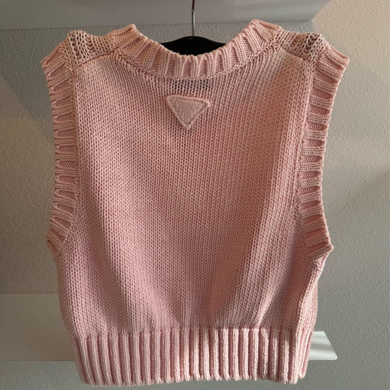 prada粉色針織背心-6