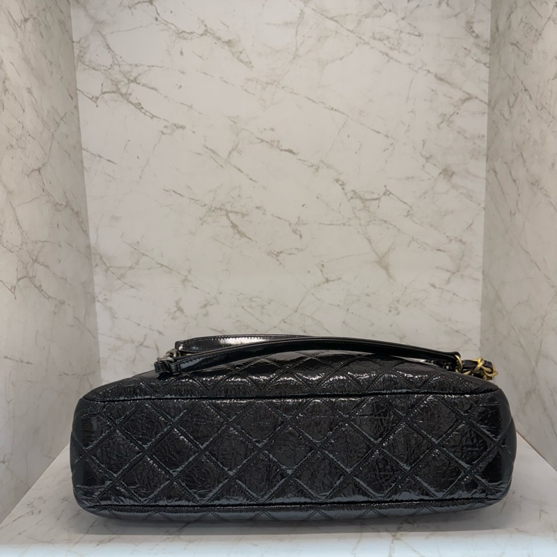 CHANEL黑色爆裂紋油蠟面金銀鍊托特包/30-4