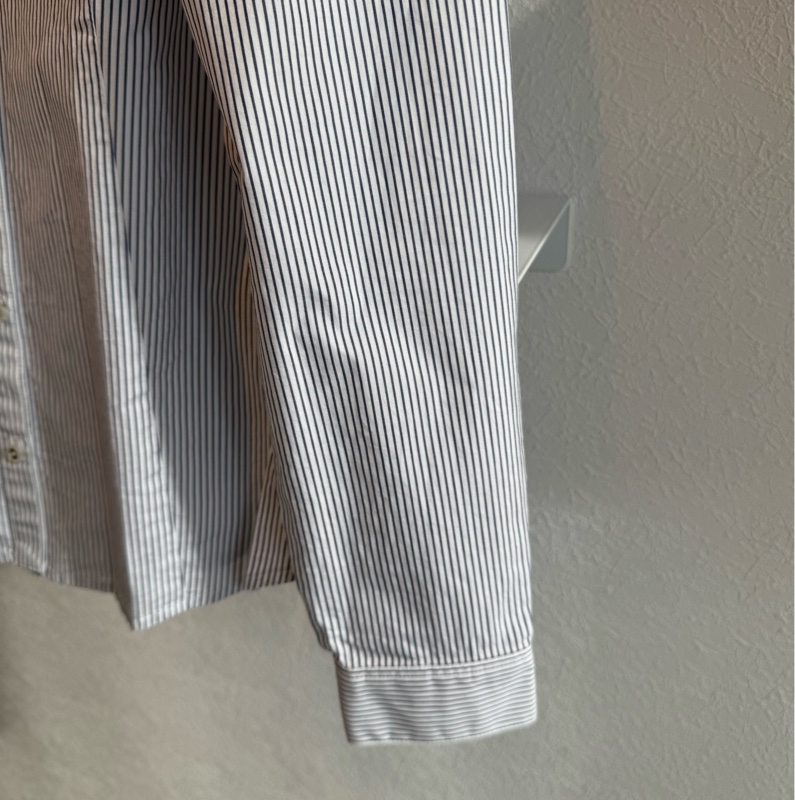 Burberry 黑直線條藍色長袖襯衫-7