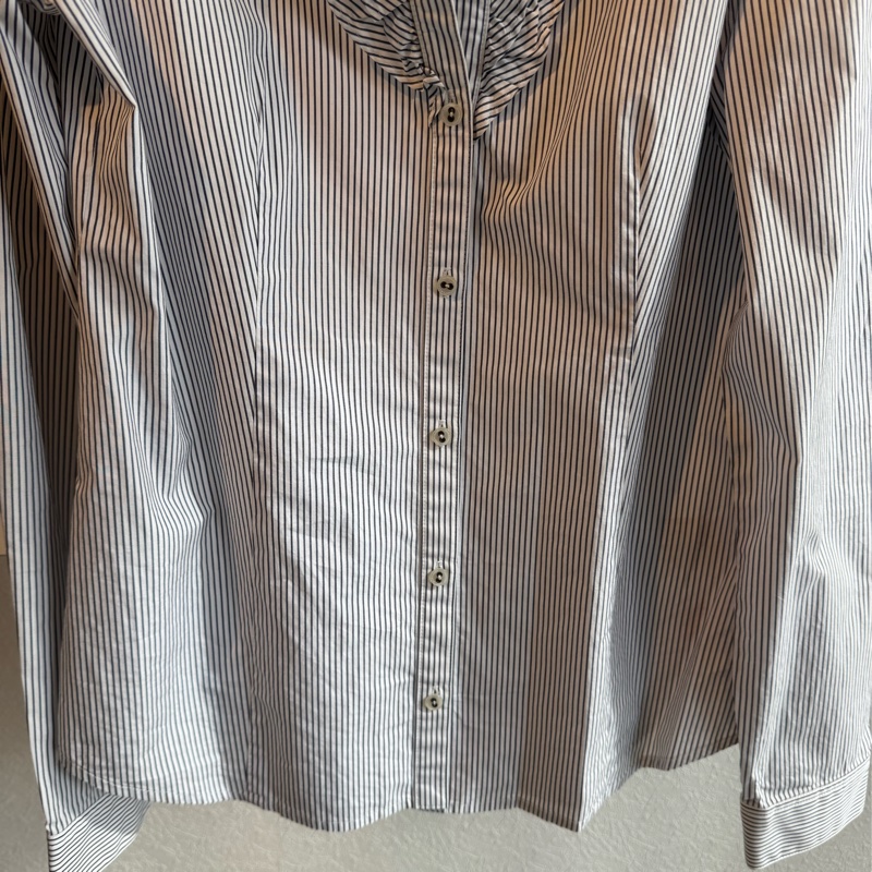 Burberry 黑直線條藍色長袖襯衫-8