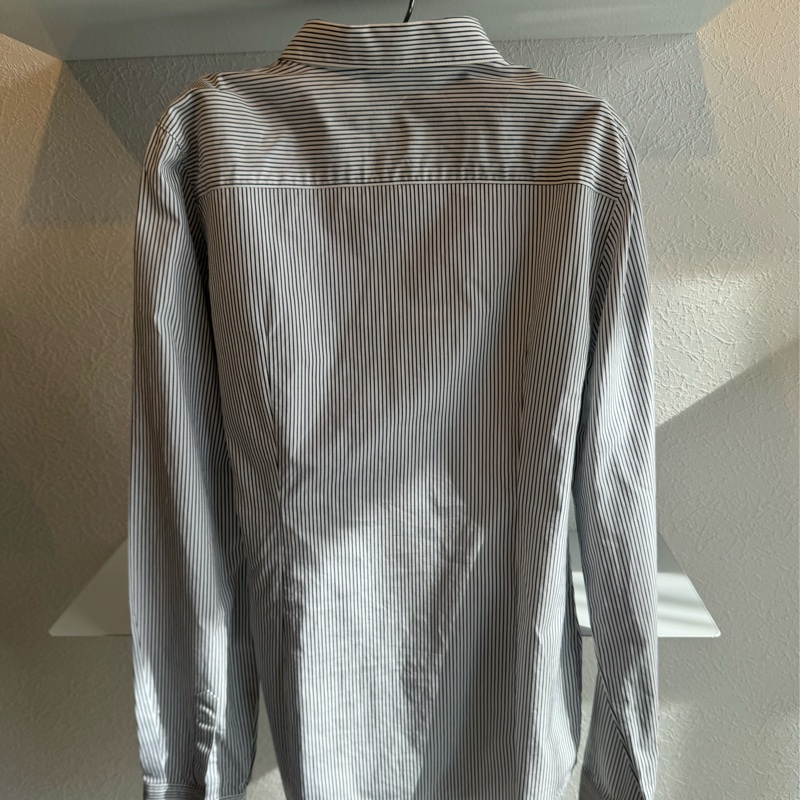 Burberry 黑直線條藍色長袖襯衫-16