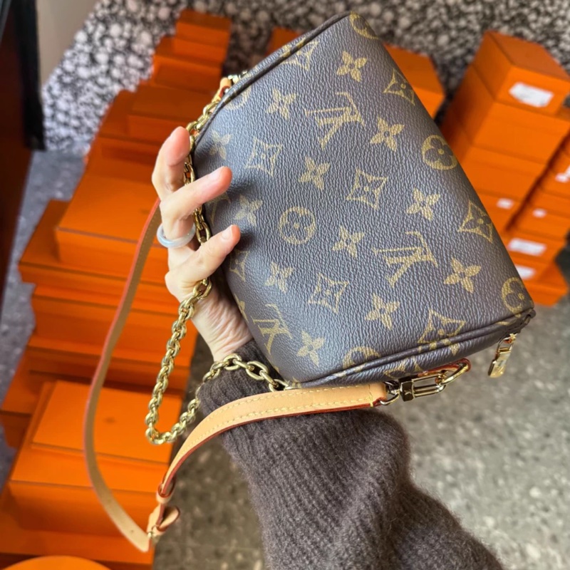 LV bumbag mini 老花三用包-1