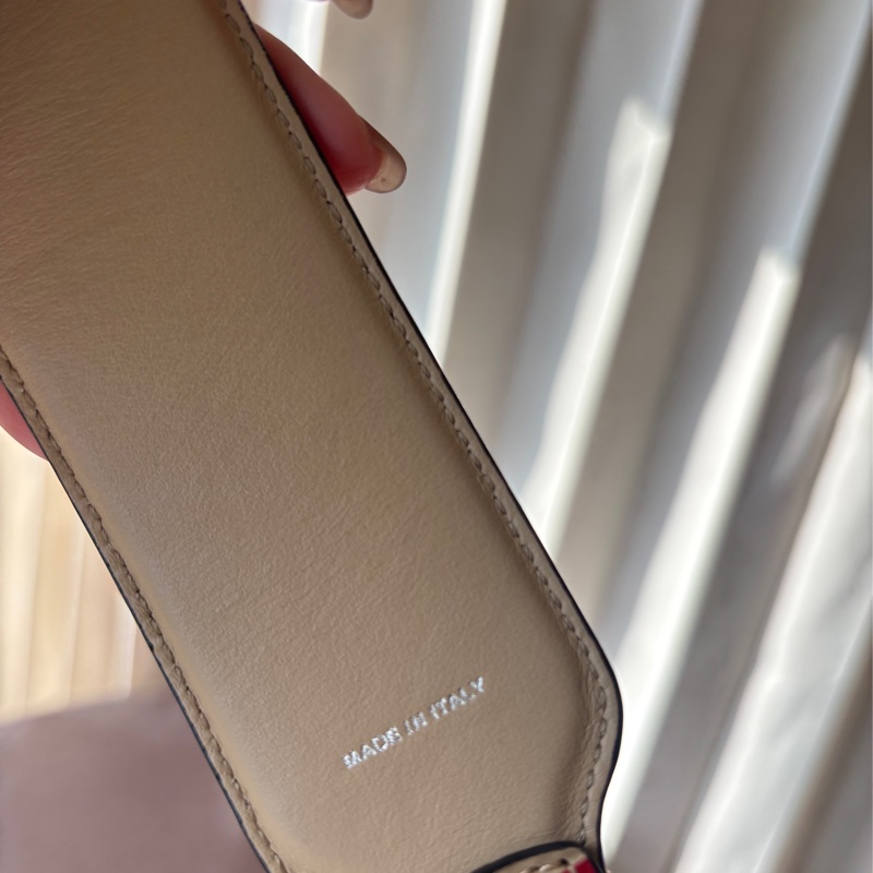 fendi ff logo背包肩帶-4