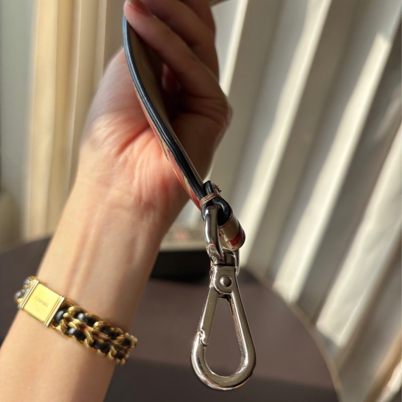 fendi ff logo背包肩帶-13