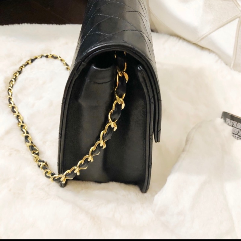 香奈兒 古董包 Chanel Vintage 22cm 羊皮 斜背包 側肩包-1