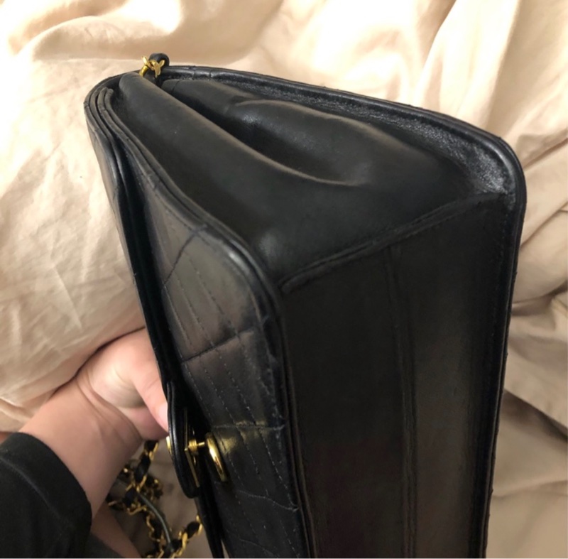 香奈兒 古董包 Chanel Vintage 22cm 羊皮 斜背包 側肩包-6