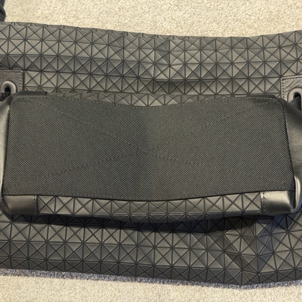 ISSEY MIYAKE BAO BAO 手提/斜背托特包/郵差包-7