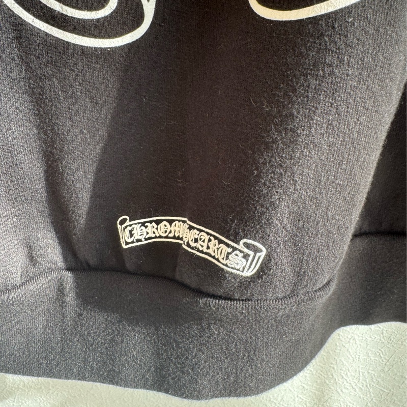 克羅心 紫嘴唇黑帽外套-33