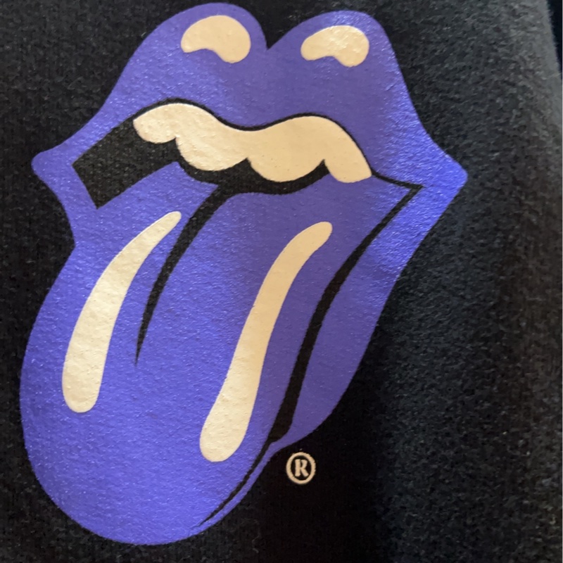 克羅心 紫嘴唇黑帽外套-35