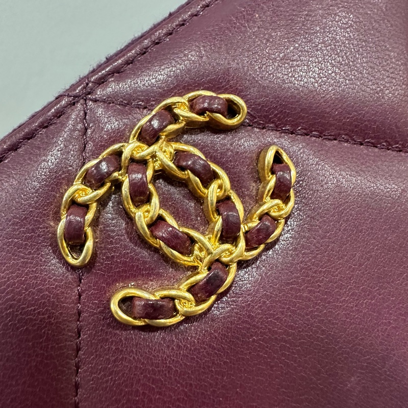 Chanel Ap0948 深紫色羊皮色雙C拉鏈中長夾 19-2