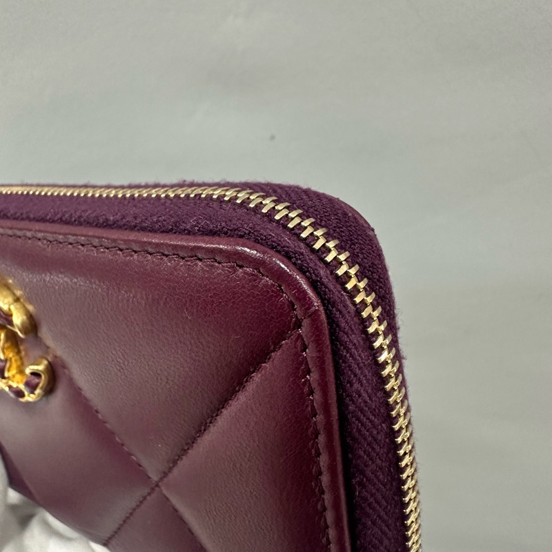 Chanel Ap0948 深紫色羊皮色雙C拉鏈中長夾 19-9