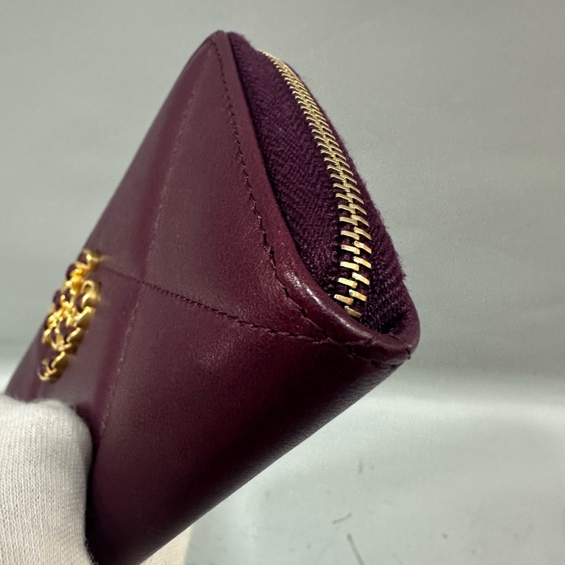 Chanel Ap0948 深紫色羊皮色雙C拉鏈中長夾 19-21