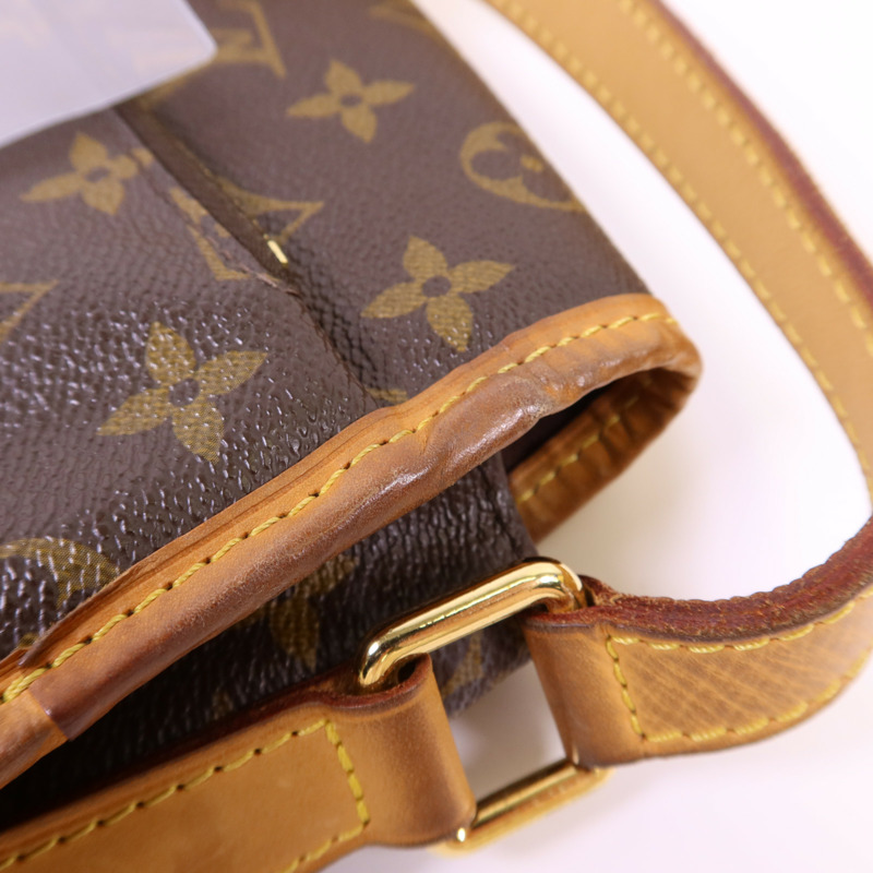 LOUIS VUITTON Monogram Menilmontant MM金扣肩背袋棕色-17