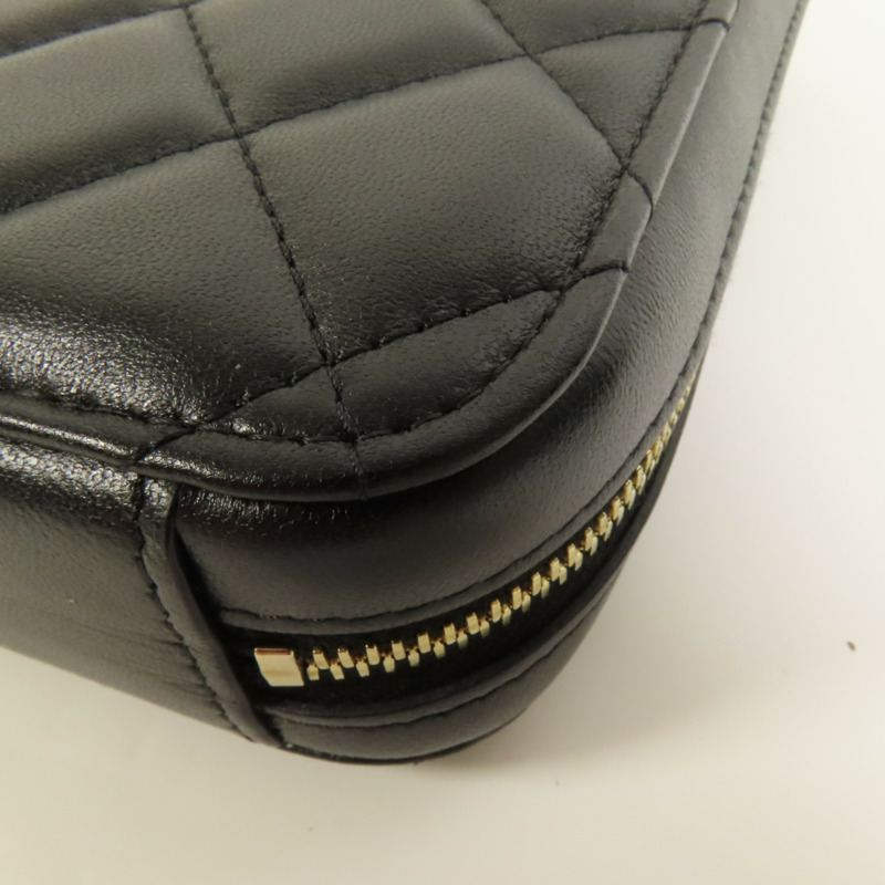 CHANEL 羊皮皮革Chain Shoulder金扣鏈帶肩背袋-10