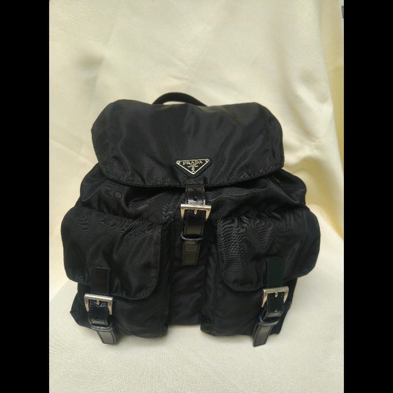 🔥年終狂降🔥【限時降價只到12/31】【8成新】㊣✨PRADA✨普拉達 黑色 帆布 皮革 口袋 中型 後背包 /二手包/二手精品🌳二手樹屋🌳-1