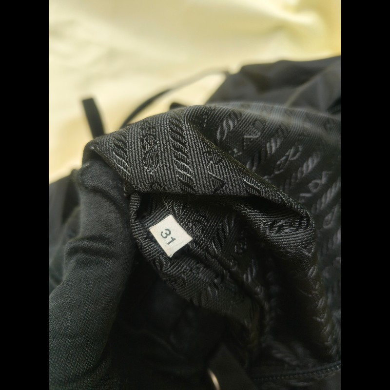 🔥年終狂降🔥【限時降價只到12/31】【8成新】㊣✨PRADA✨普拉達 黑色 帆布 皮革 口袋 中型 後背包 /二手包/二手精品🌳二手樹屋🌳-34