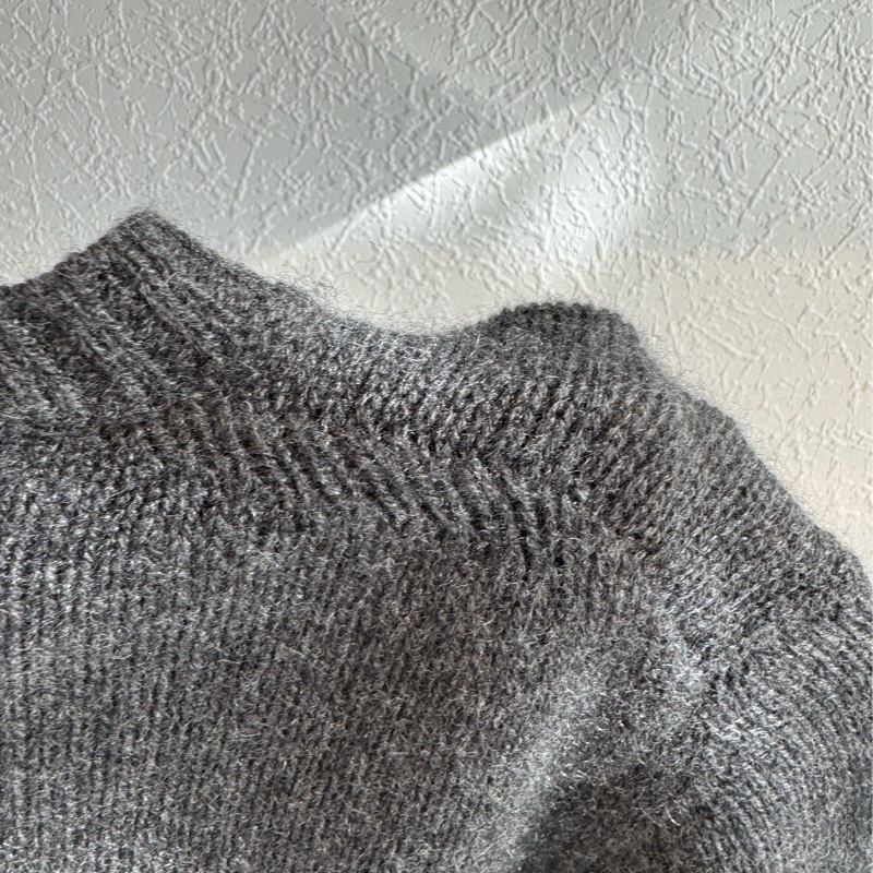 Dior深灰色小天使短版長袖上衣-7