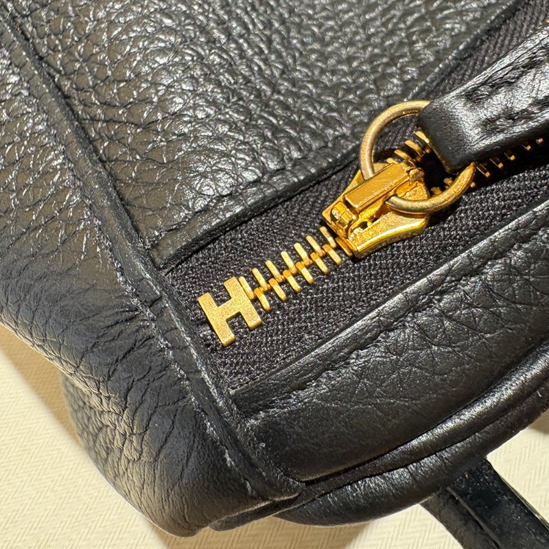 【現貨｜快速出貨】Hermès 愛馬仕 Lindy 26｜黑色金釦｜U刻 2022 年｜Taurillon Clemence 小牛皮-9