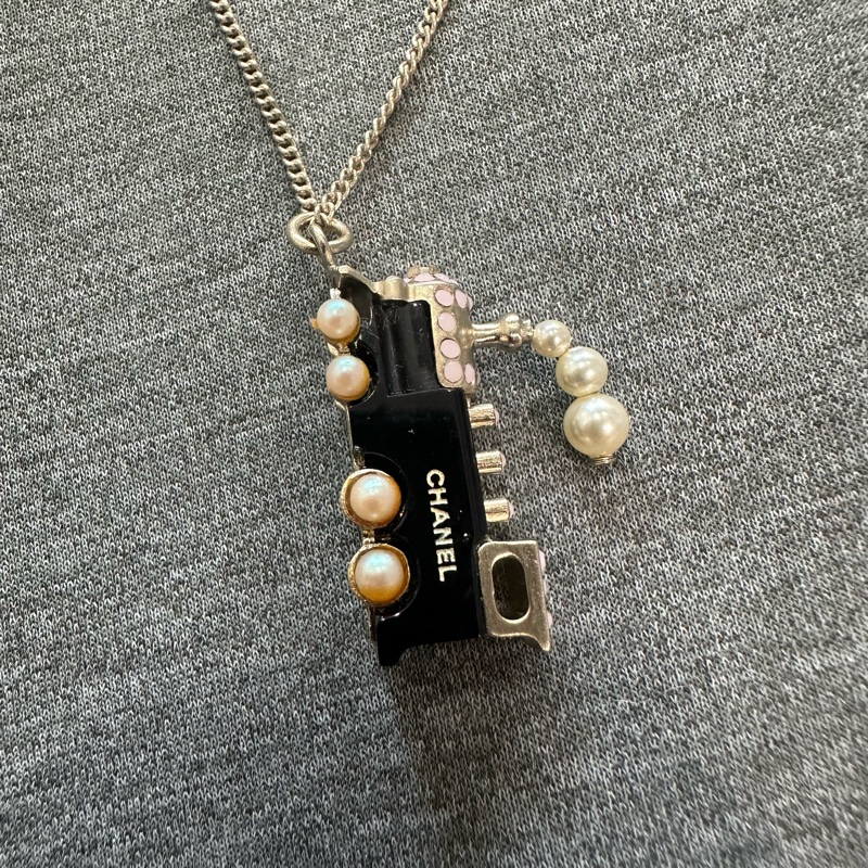 CHANEL 07C 仿珍珠黑色火車項鍊-1