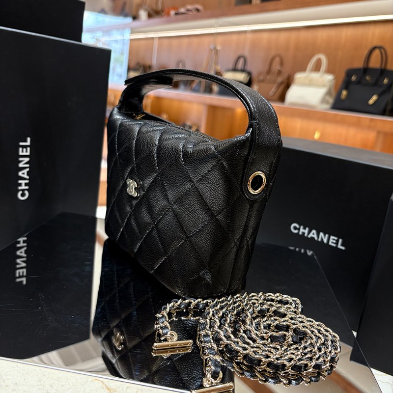 【現貨｜快速出貨】Chanel Mini Hobo Bag 25｜黑色 銀釦 小牛皮金鍊｜晶片款 2025年新款-2