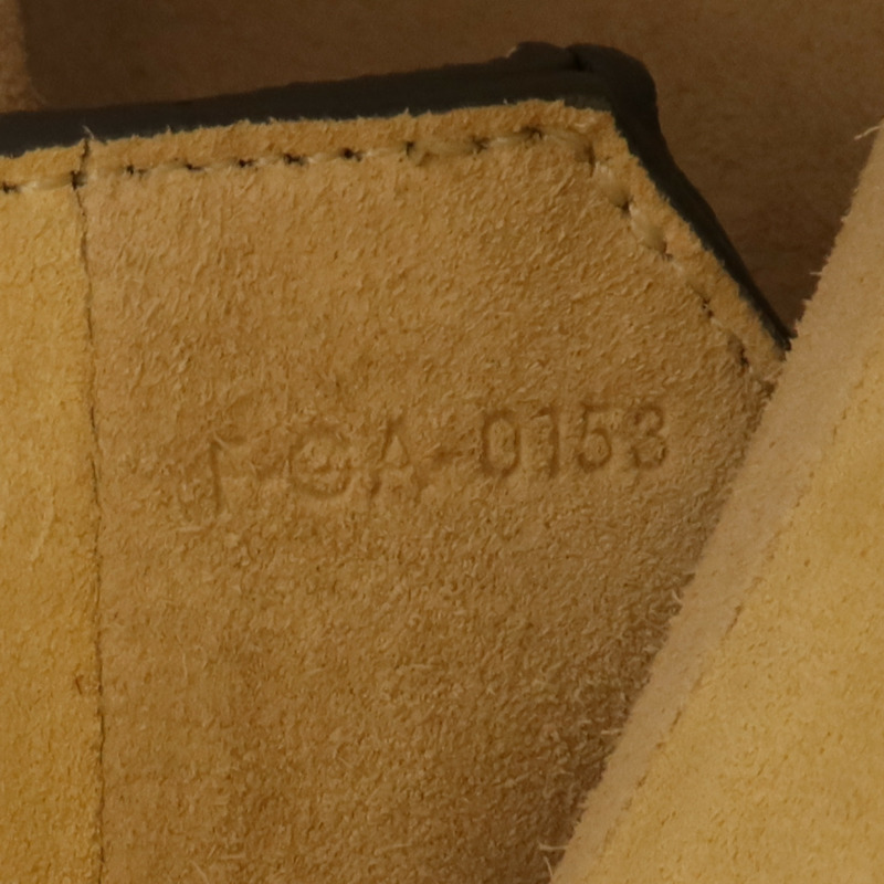 CELINE 牛皮皮革Hand Bag銀扣手挽袋-11