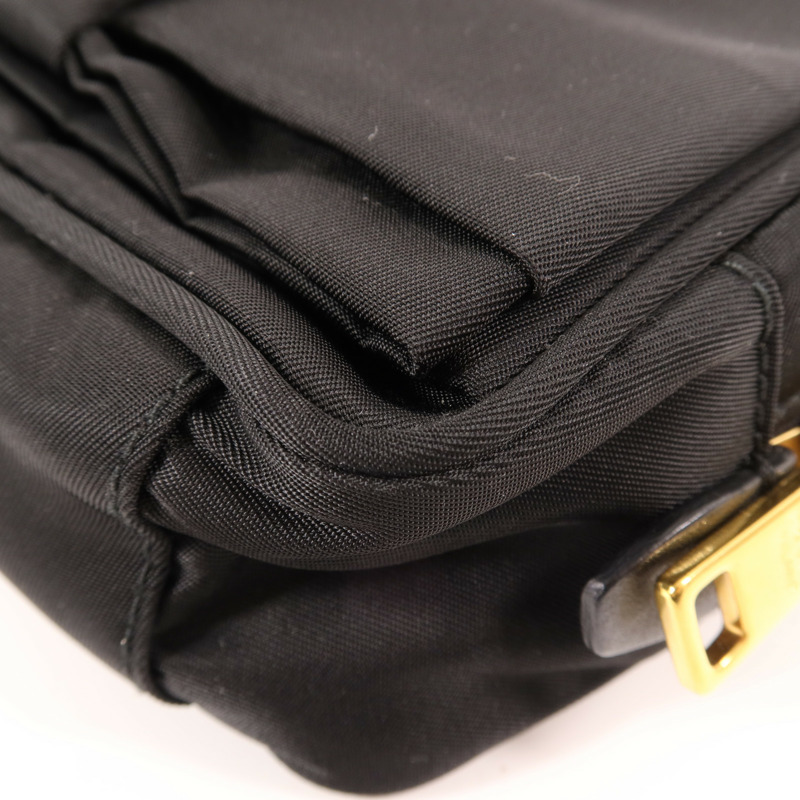 PRADA 尼龍Shoulder Bag金扣肩背袋-8