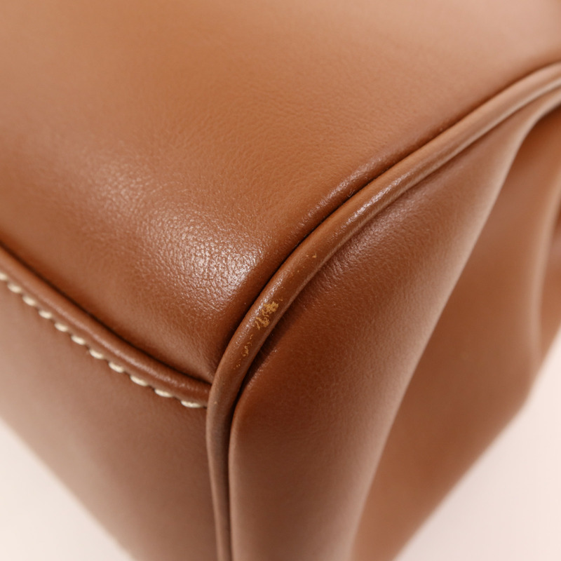 CELINE 牛皮皮革Teen Soft 16金扣肩背袋-5