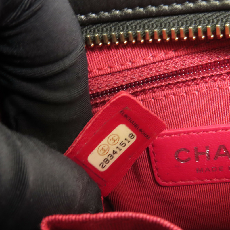 CHANEL 牛皮皮革Gabrielle Small鏈帶肩背袋-8