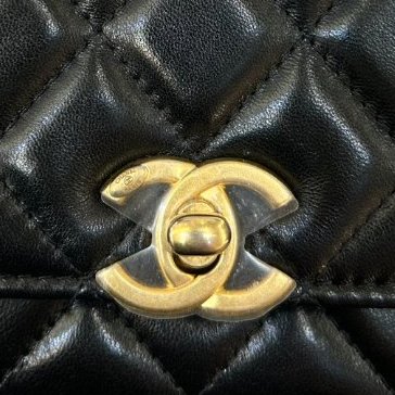 CHANEL黑羊皮金釦轉釦雙鍊WOC-9