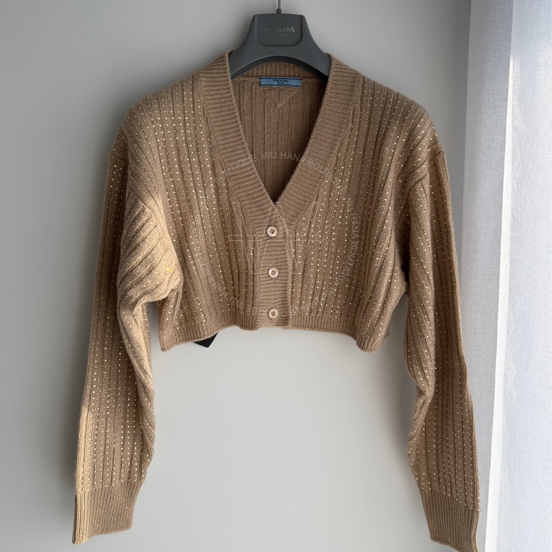 🖤Prada水鑽短版開襟衫/Prada羊毛開襟衫/Prada開襟衫/Prada針織衫/Prada羊毛衫/Prada外套(P25L69/水鑽)🖤無花果精品-0