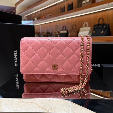 【現貨｜快速出貨】Chanel Coco WOC 鏈帶錢包｜櫻花粉羊皮 95新｜香奈兒經典斜背包