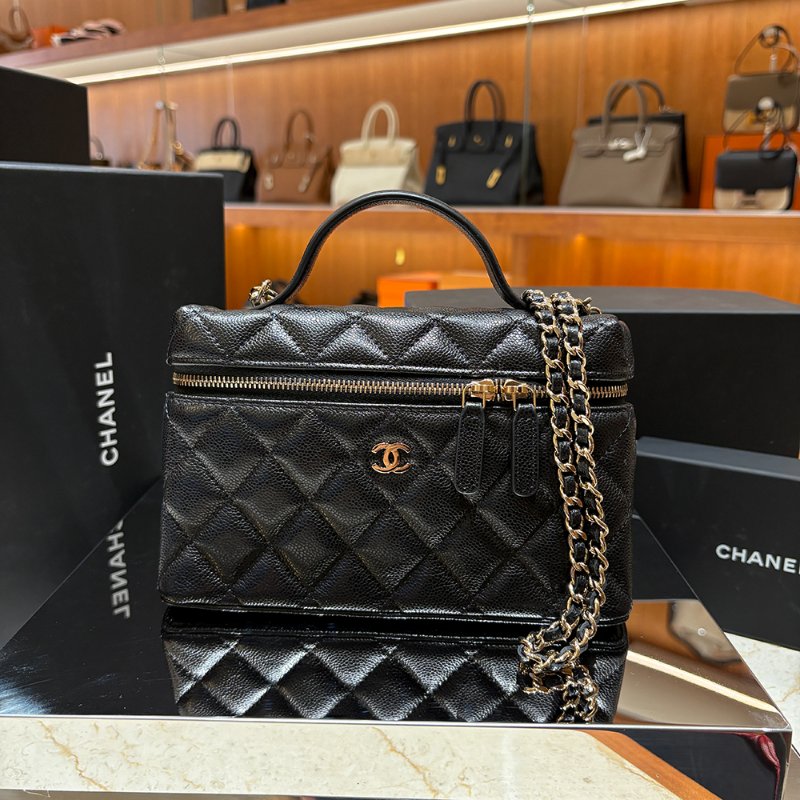 【現貨｜快速出貨】Chanel 25C 19 手把盒子包｜黑色魚子醬牛皮｜經典菱格金鍊斜背包｜-0