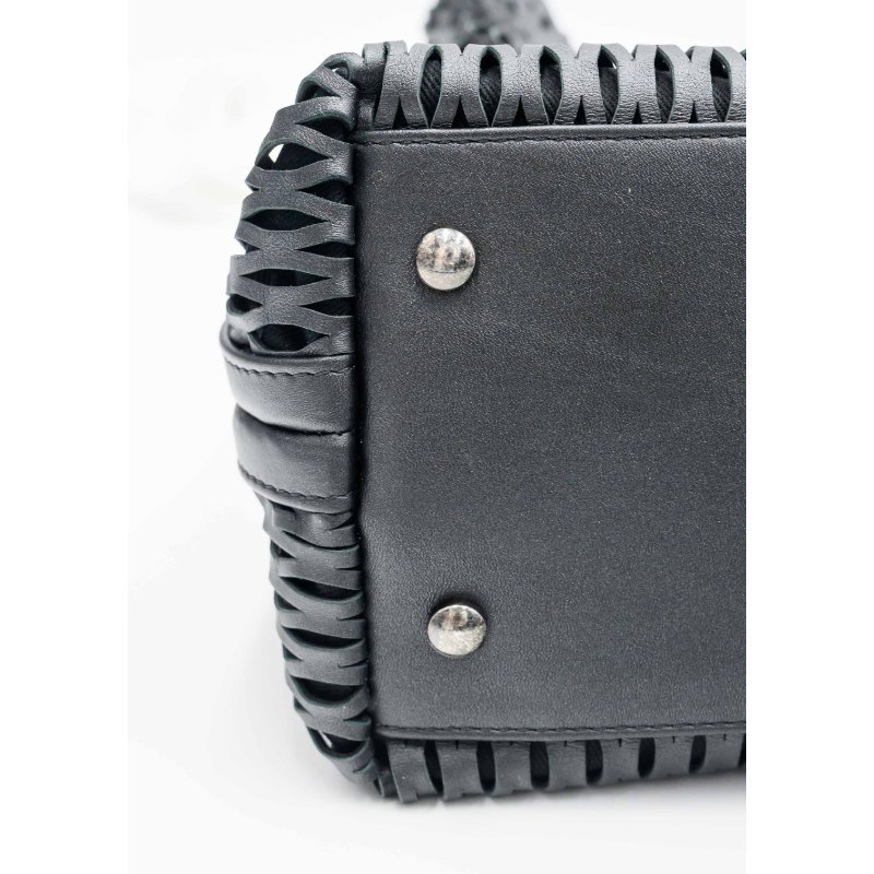 CHANEL香奈兒鏤空皮革鏈條托特包-6