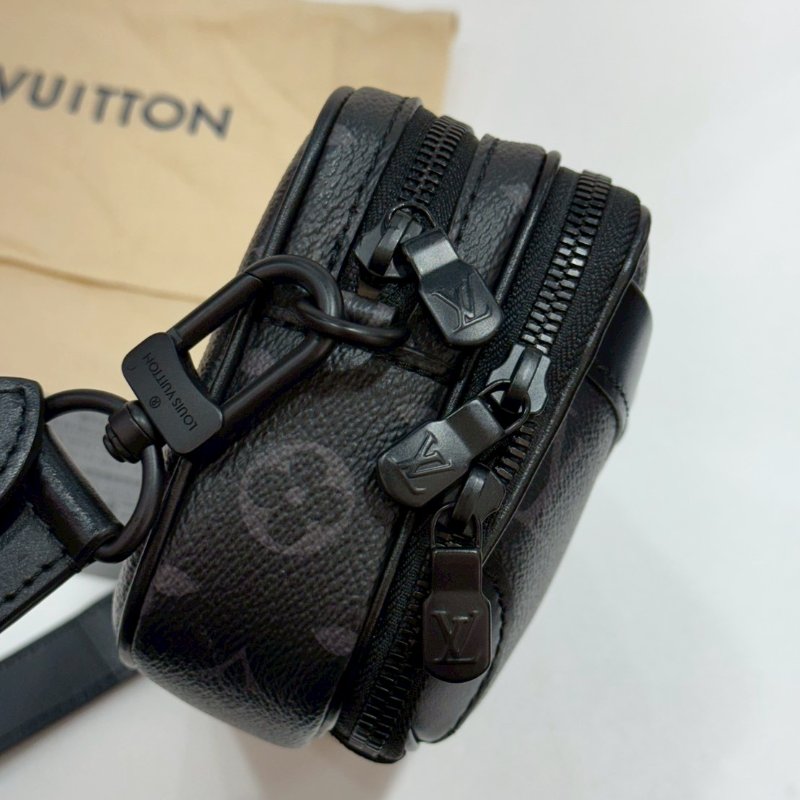 LV 斜背包/側背包/相機包/迷你記者包 M82542 9成新-9