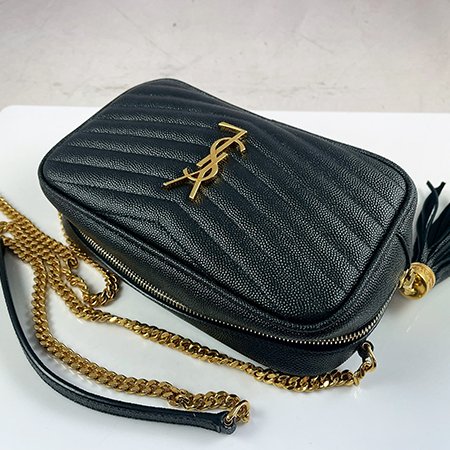 ＊奢華大道國際精品＊【Y098】YSL 黑色魚子醬牛皮 金色LOGO 拉鍊流蘇鍊帶相機包-2