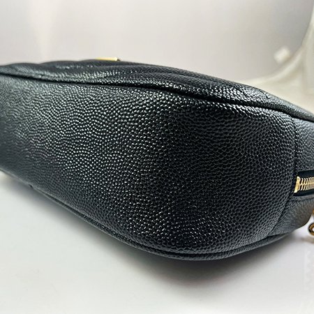 ＊奢華大道國際精品＊【Y098】YSL 黑色魚子醬牛皮 金色LOGO 拉鍊流蘇鍊帶相機包-5